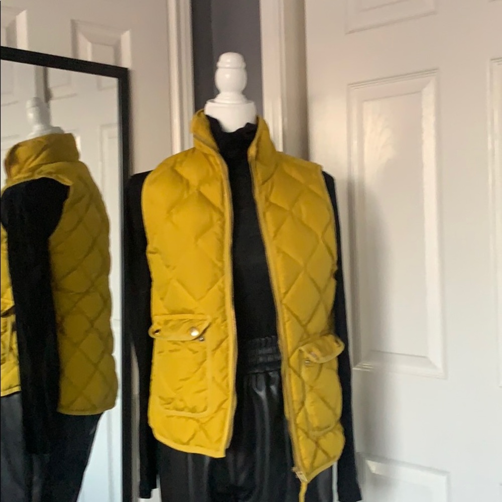 J.Crew Excursion Vest - image 8